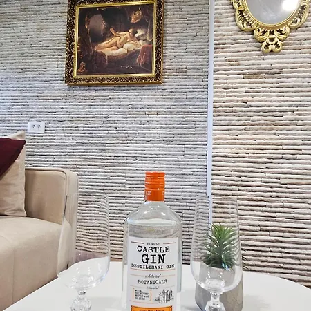 Forest Hill Apartma Grize