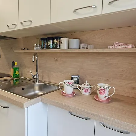 Apartma Forest Hill *
